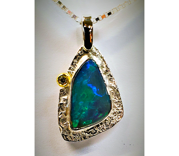 "Lightning Ridge Opal and Diamond Necklace" - Jeff Mckenzie